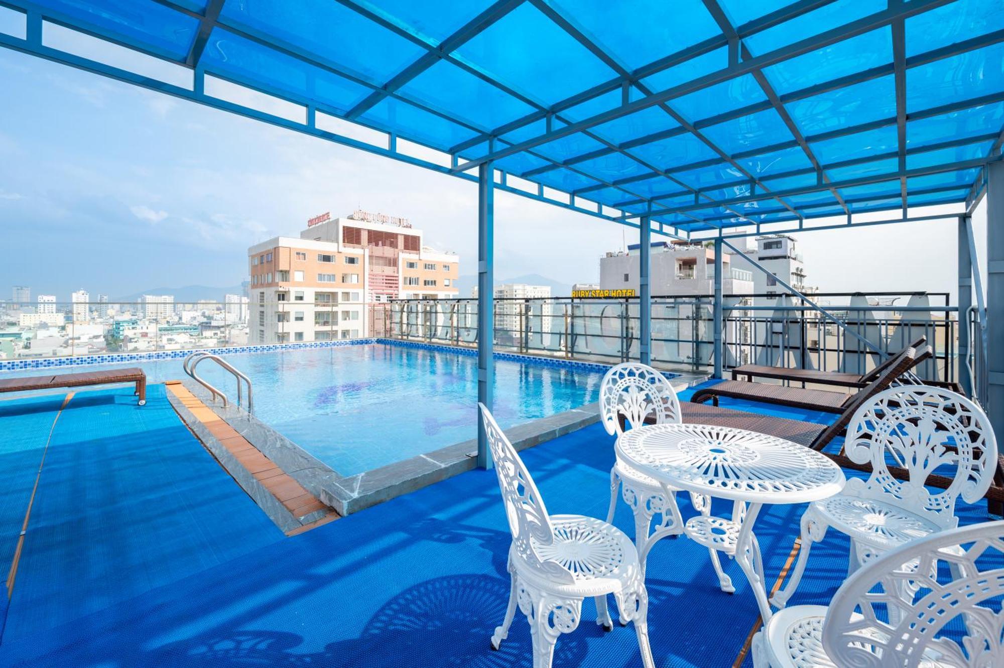 Maxhome Luxury Hotel Da Nang Exterior photo